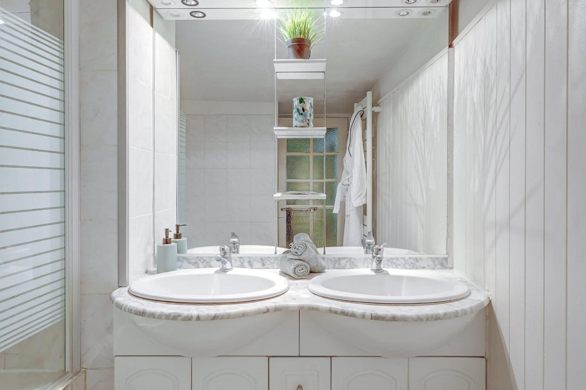 Ile Saint-Louis - 2Br - Cityapartmentstay Paris Luaran gambar
